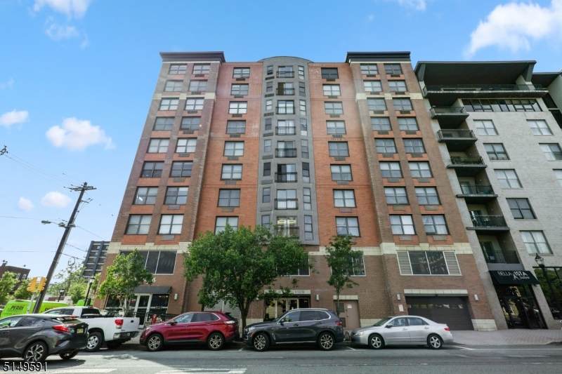 4301 Park Ave - Photo 1