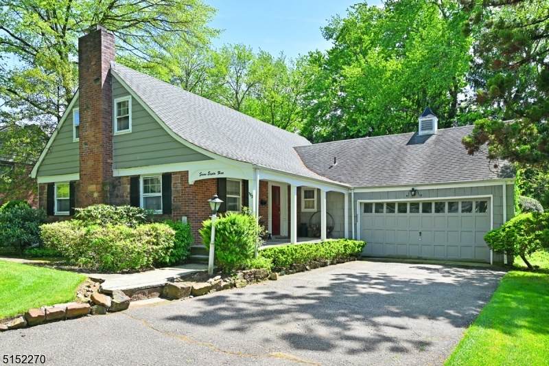 783 Woodland Ave - Photo 1