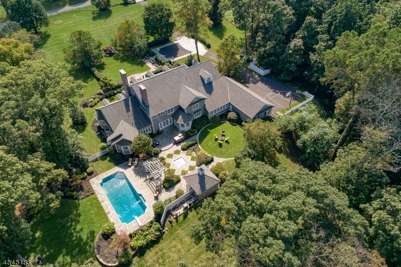2 Sherwood Farm Rd - Photo 1