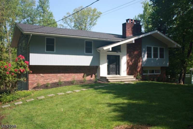 19 Old Chimney Rd - Photo 1