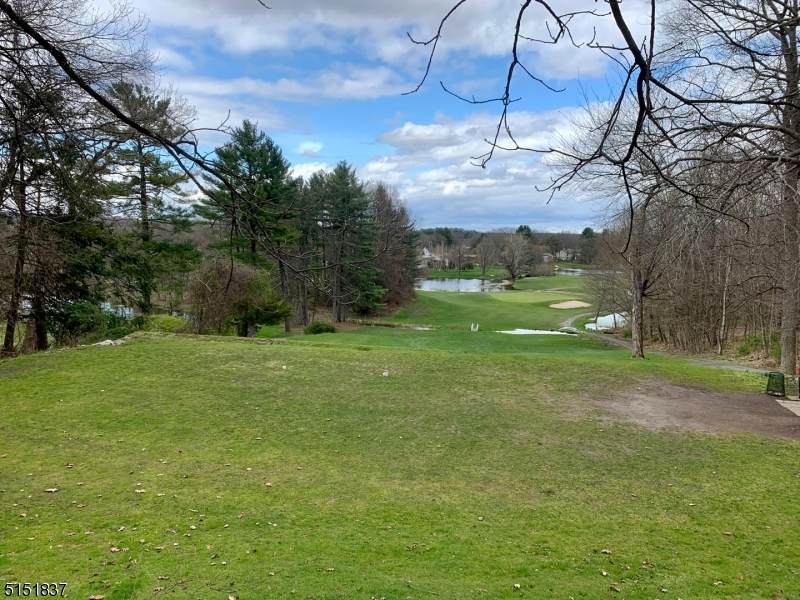 135 Hemlock - Photo 1