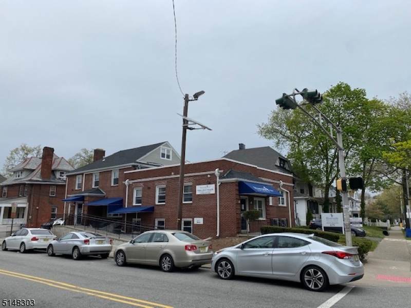 675 Broadway - Photo 1