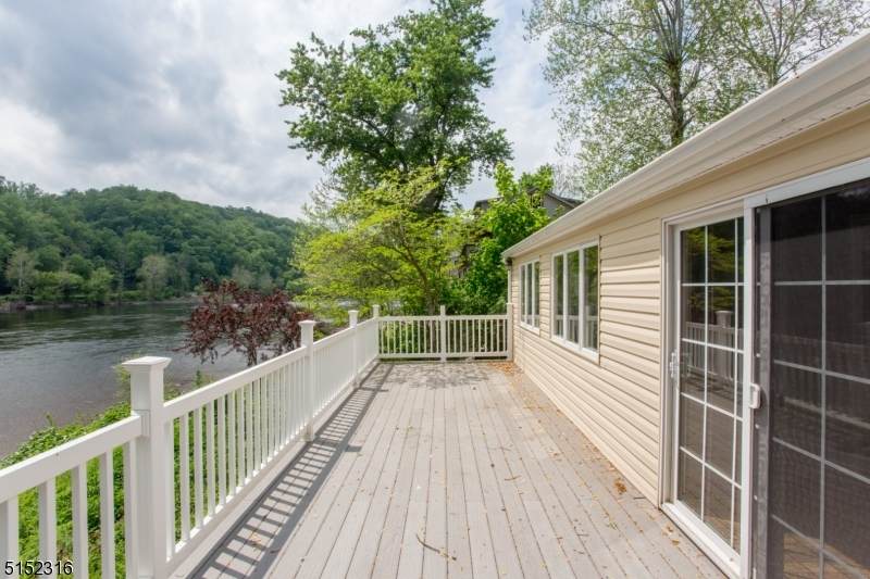 149 Byram Ln - Photo 1
