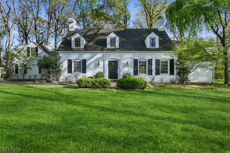 23 Oak Grove Ln - Photo 1