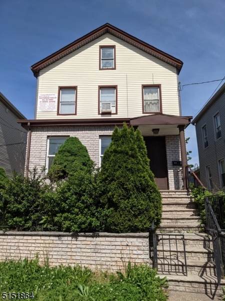 514 Jackson Ave - Photo 1