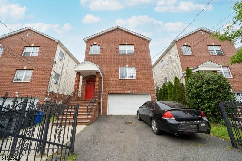 159 Badger Ave - Photo 1