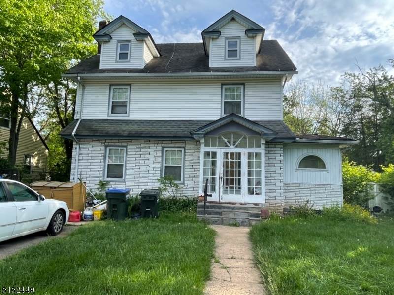 25 Leland Ave - Photo 1