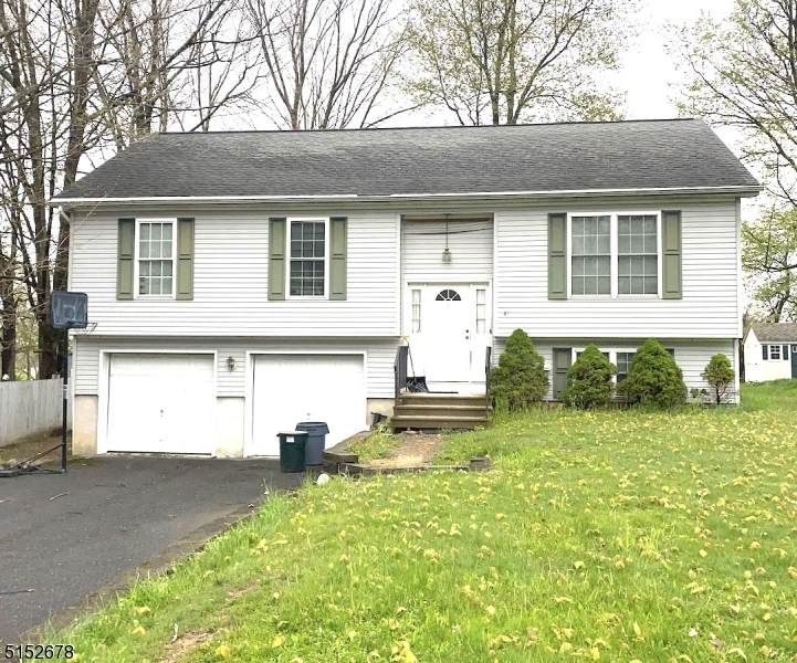 47 Scranton Pkwy - Photo 1