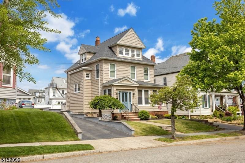 23 Columbia Ave - Photo 1