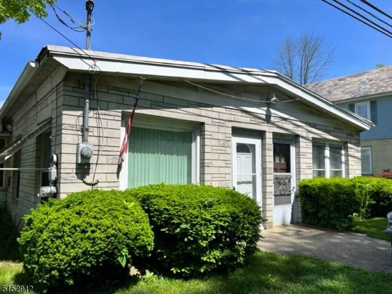 324 Route46 - Photo 1
