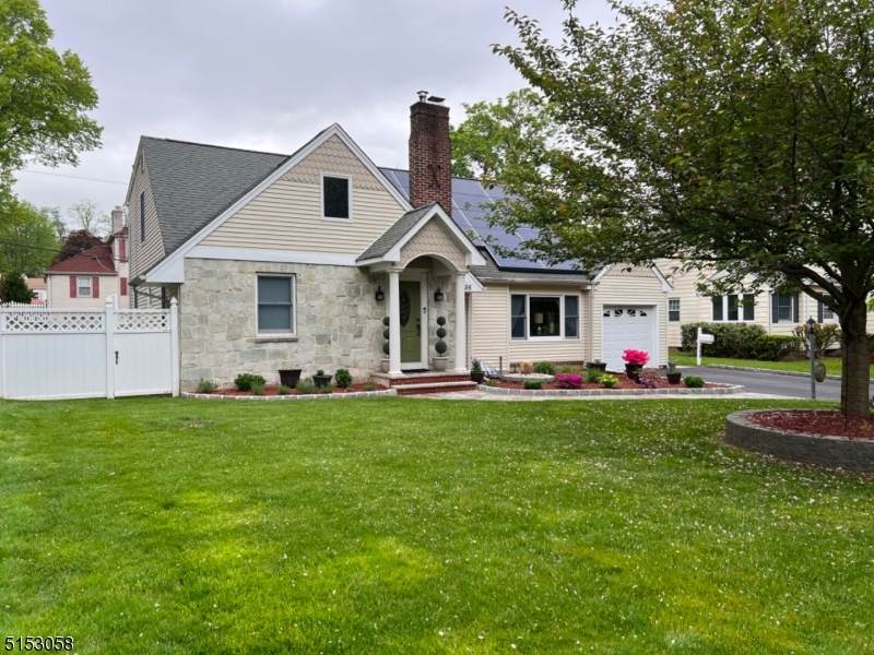 756 Fairway Dr - Photo 1