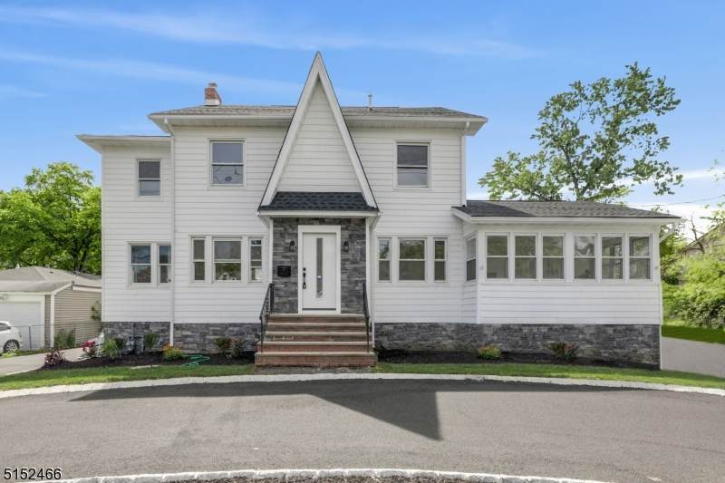 539 Meisel Ave - Photo 1