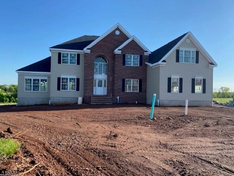 43 Matrick Ct - Photo 1