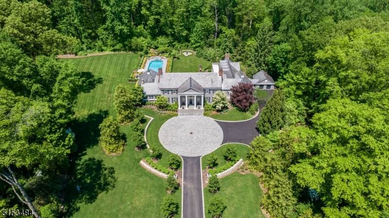 21 Kennedy Ln - Photo 1