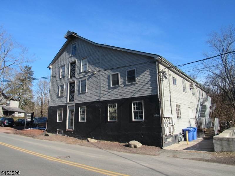 15 Trenton Ave - Photo 1