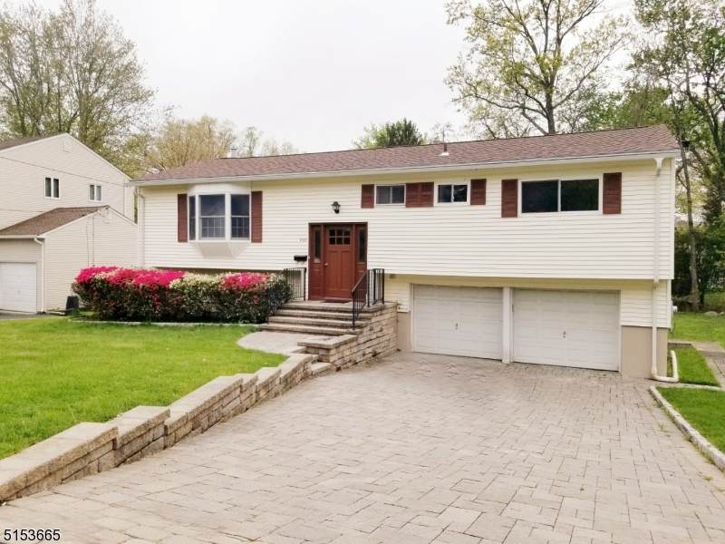 409 Wildwood Rd - Photo 1