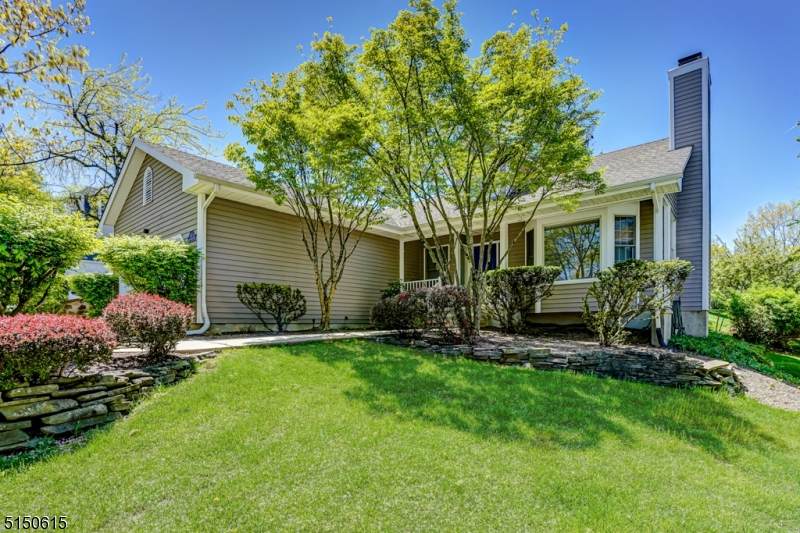 121 Autumn Ridge Rd - Photo 1