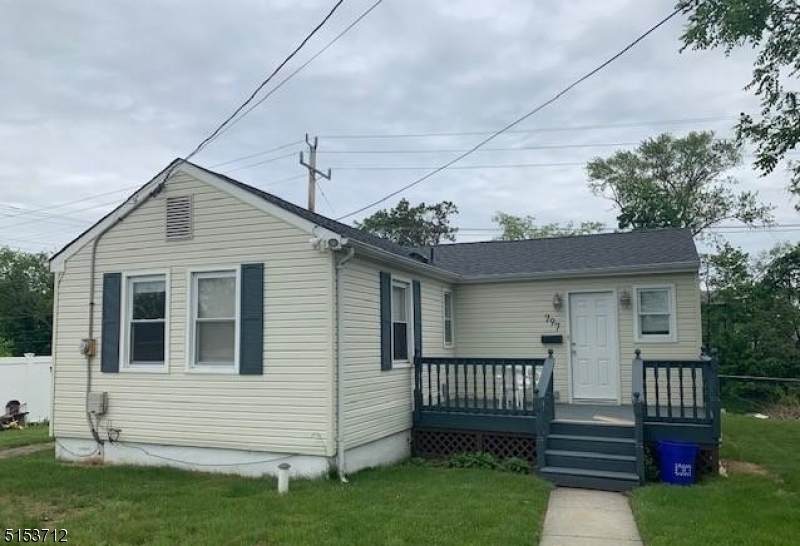 797 Summerfield Ave - Photo 1
