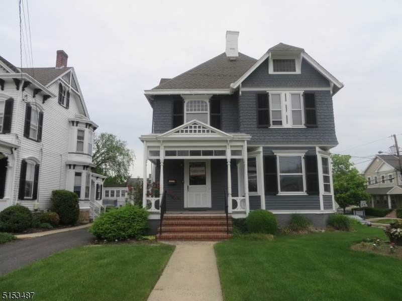 33 E High St - Photo 1