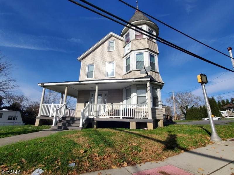 1527 S Main St - Photo 1