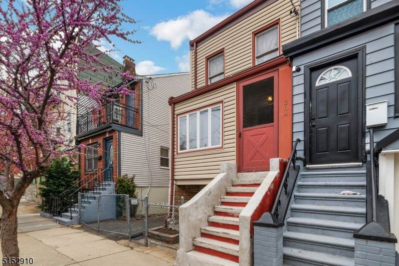 364 5th Street - Photo 1
