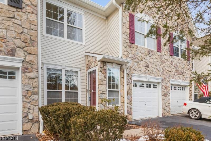 72 Dorchester Dr - Photo 1