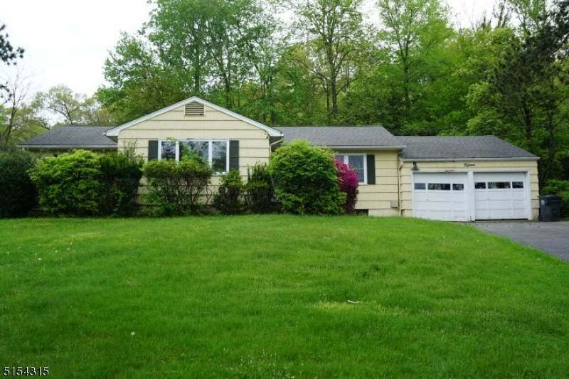 15 Raynor Rd - Photo 1