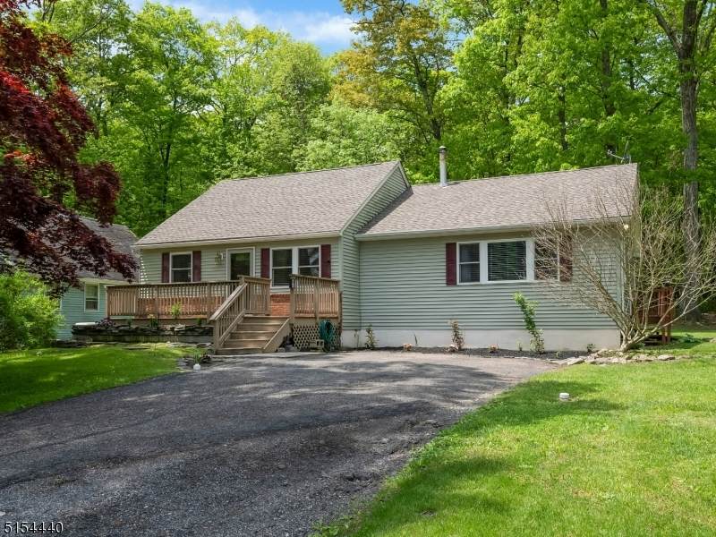 946 Plymouth Lake Dr - Photo 1