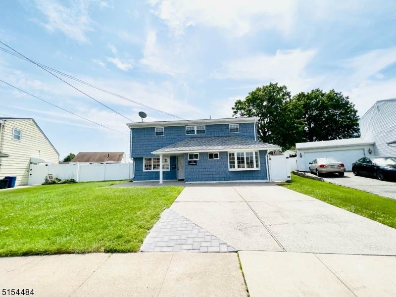 149 Whitman St - Photo 1