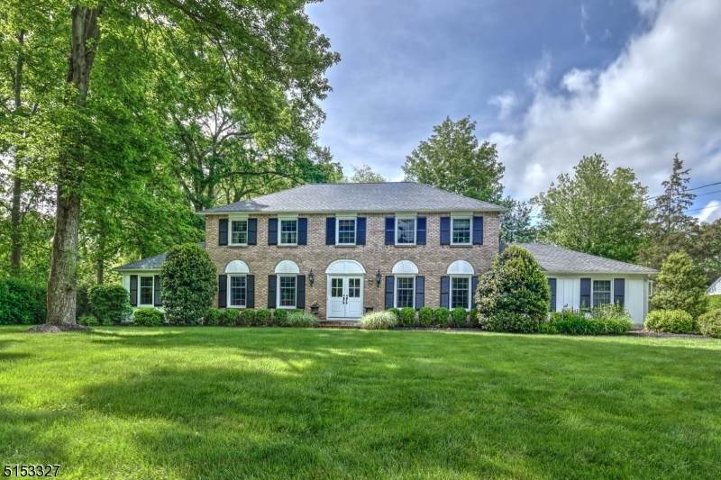 27 Juniper Way - Photo 1
