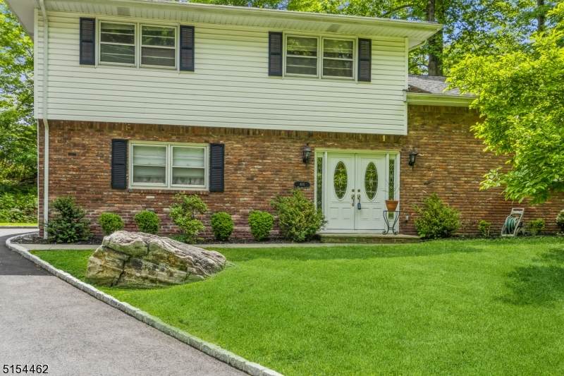 405 Walker Rd - Photo 1