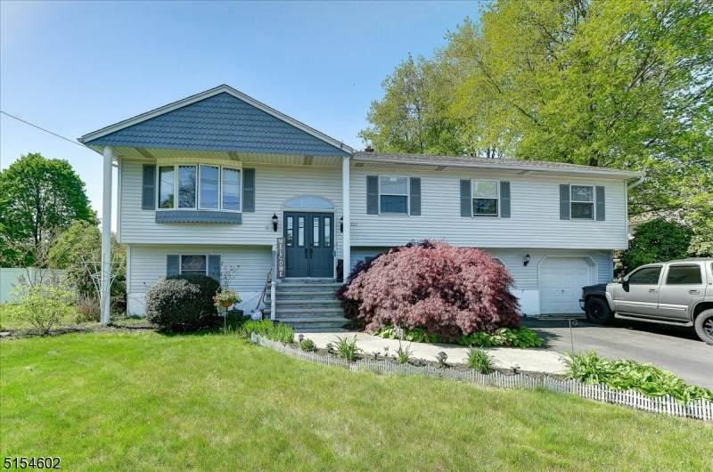 127 Sunset Rd - Photo 1