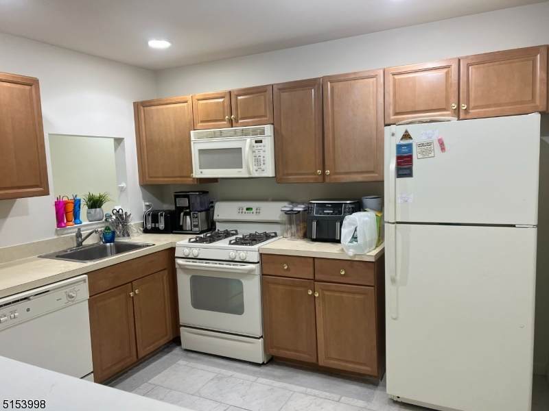 36 Lackland Ave - Photo 1
