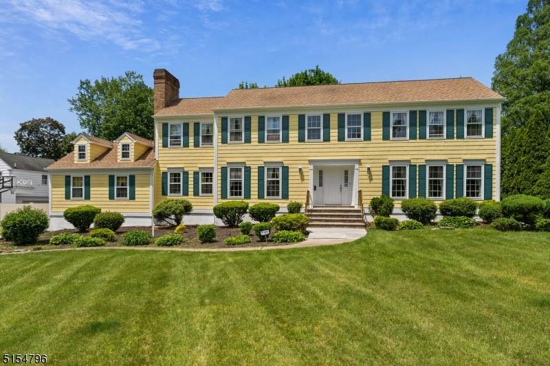 446 Ridgewood Ave - Photo 1