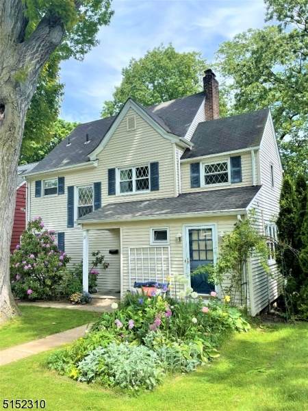 12 Elliott Pl - Photo 1