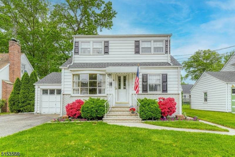 10 Harold Johnson Pl - Photo 1