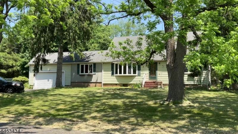 19 Ellison Rd - Photo 1