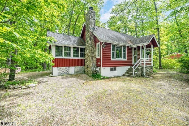 5 Anawa Rd - Photo 1