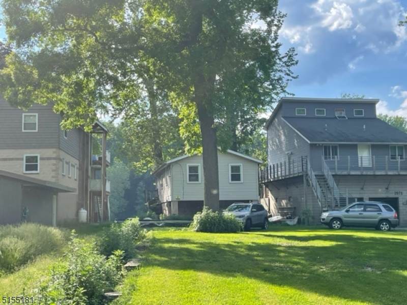 2969 River Rd. - Photo 1