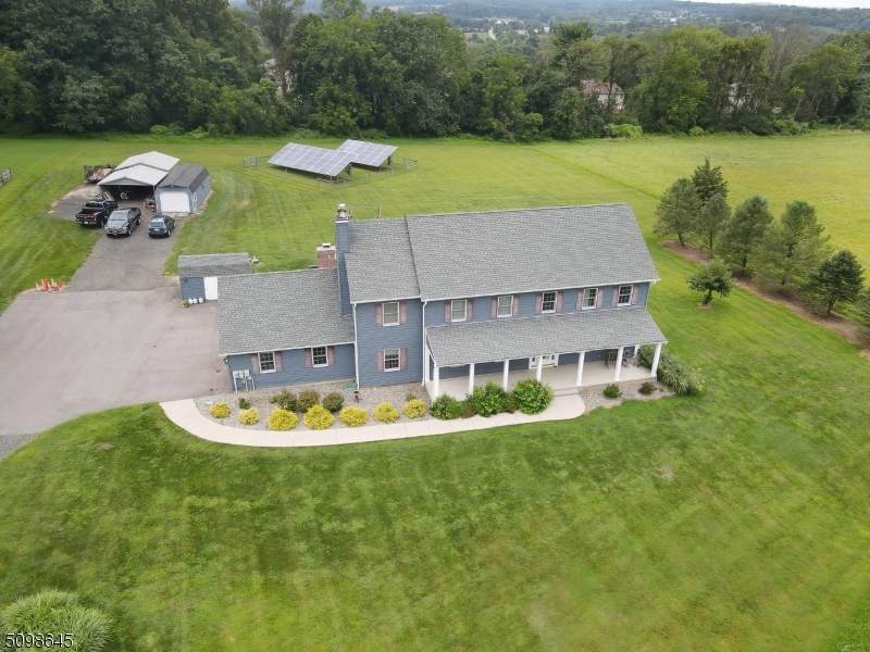 418 Pittstown Rd - Photo 1
