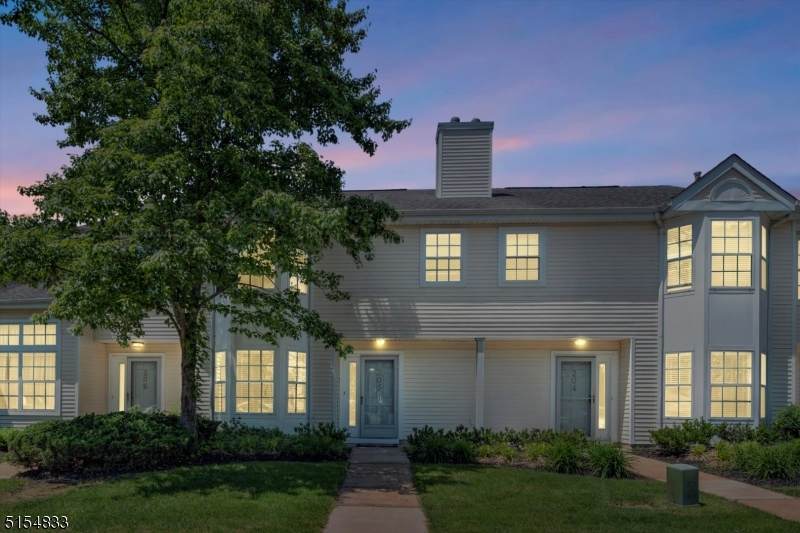 205 Paddington Ct - Photo 1