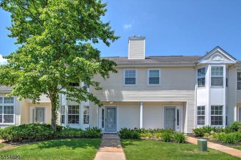 205 Paddington Ct - Photo 1