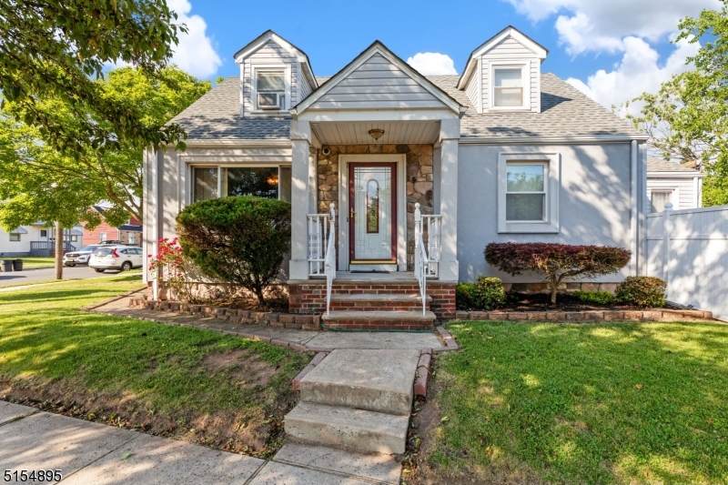 12 Linden St - Photo 1