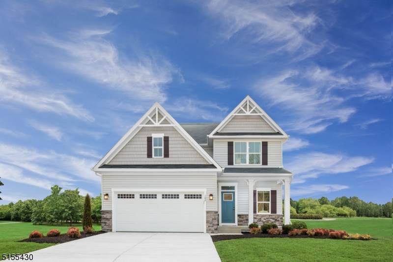 52 Oakwood Blvd - Photo 1