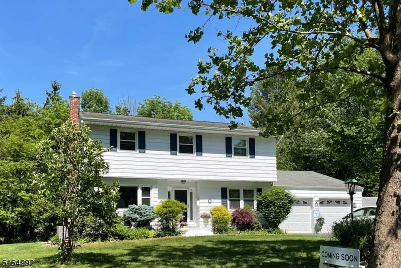 2 Franklin Ct - Photo 1