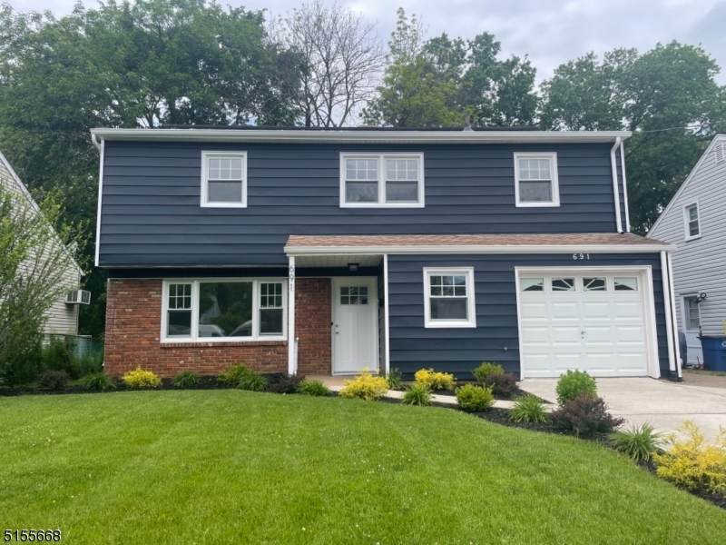 691 W Milton Ave - Photo 1