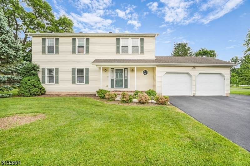 2 White Birch Ct - Photo 1
