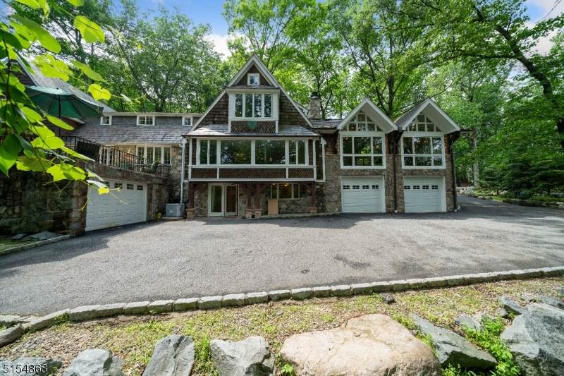23 Rockledge Rd - Photo 1