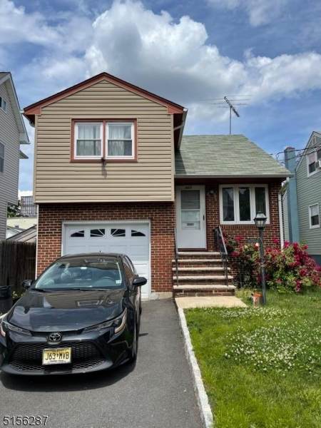 607 Emerson Ave - Photo 1