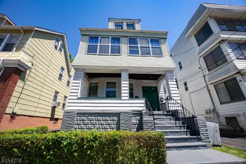 18 Allen Street - Photo 1
